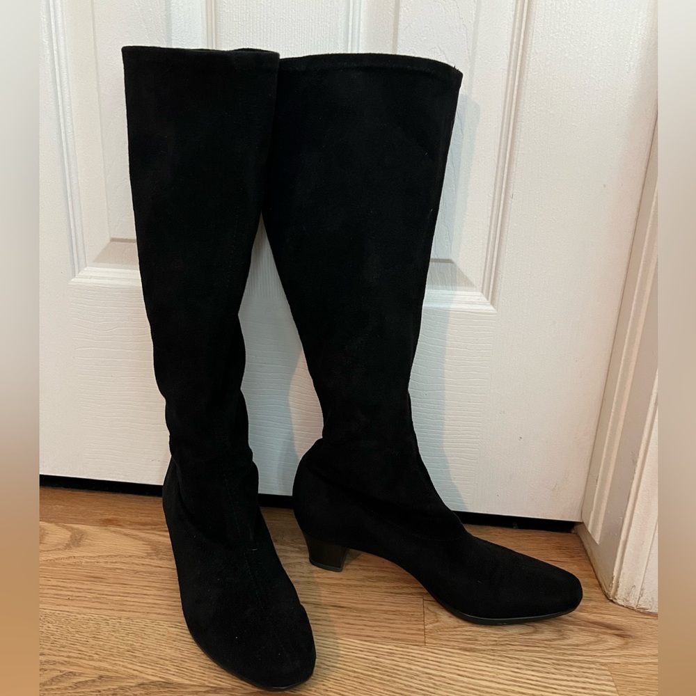 Munro black suede leather knee high boots.